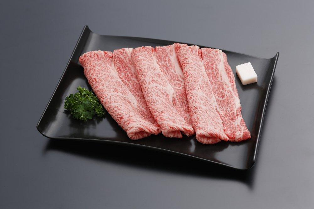 米沢牛 すき焼き肉（モモまたは肩）450g - 小嶋商事株式会社の山形産直市場branded beef米沢牛 すき焼き肉（モモまたは肩）450gお取り寄せお肉